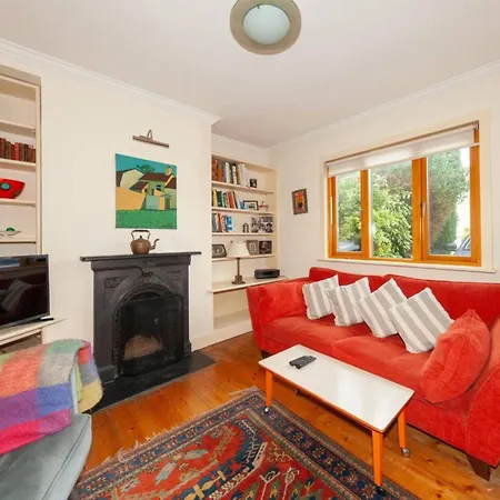 Casa de Férias Serene 2bd Wgarden Newtown Little Dublin!